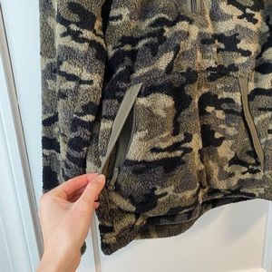 North Face Fuzzy Camo Half Zip Hoodie